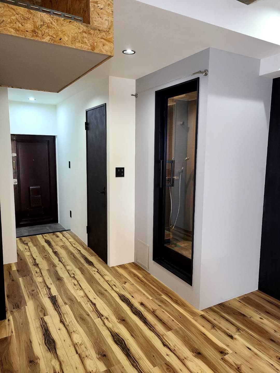 キッチンからシャワールームにリフォーム after